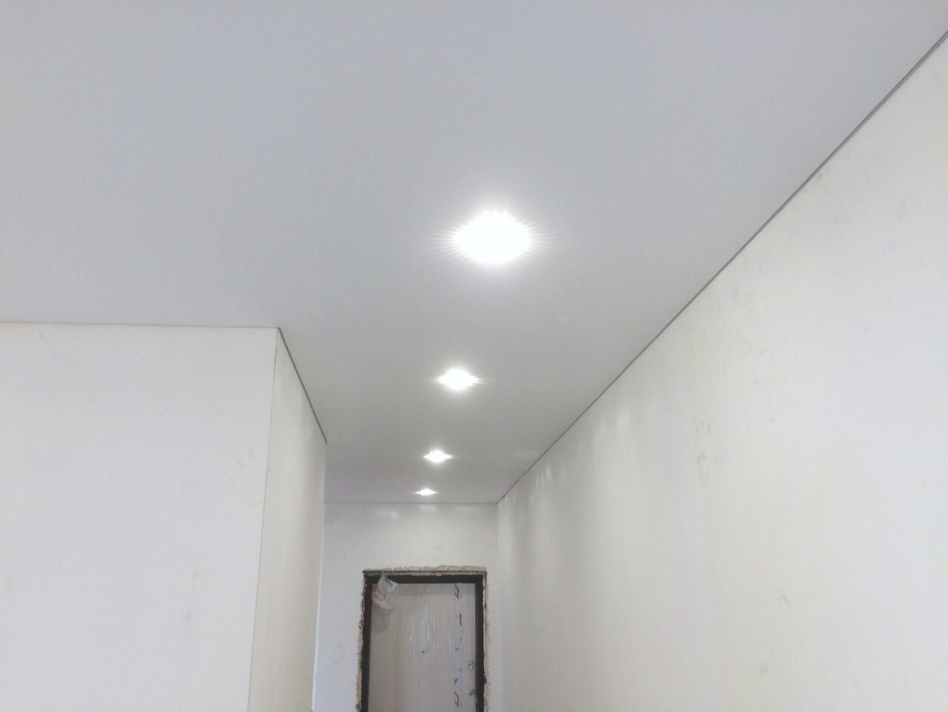 Натяжные потолки